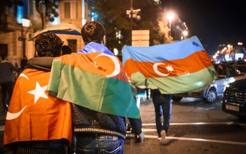 Azerbaycan halkını kutlarız